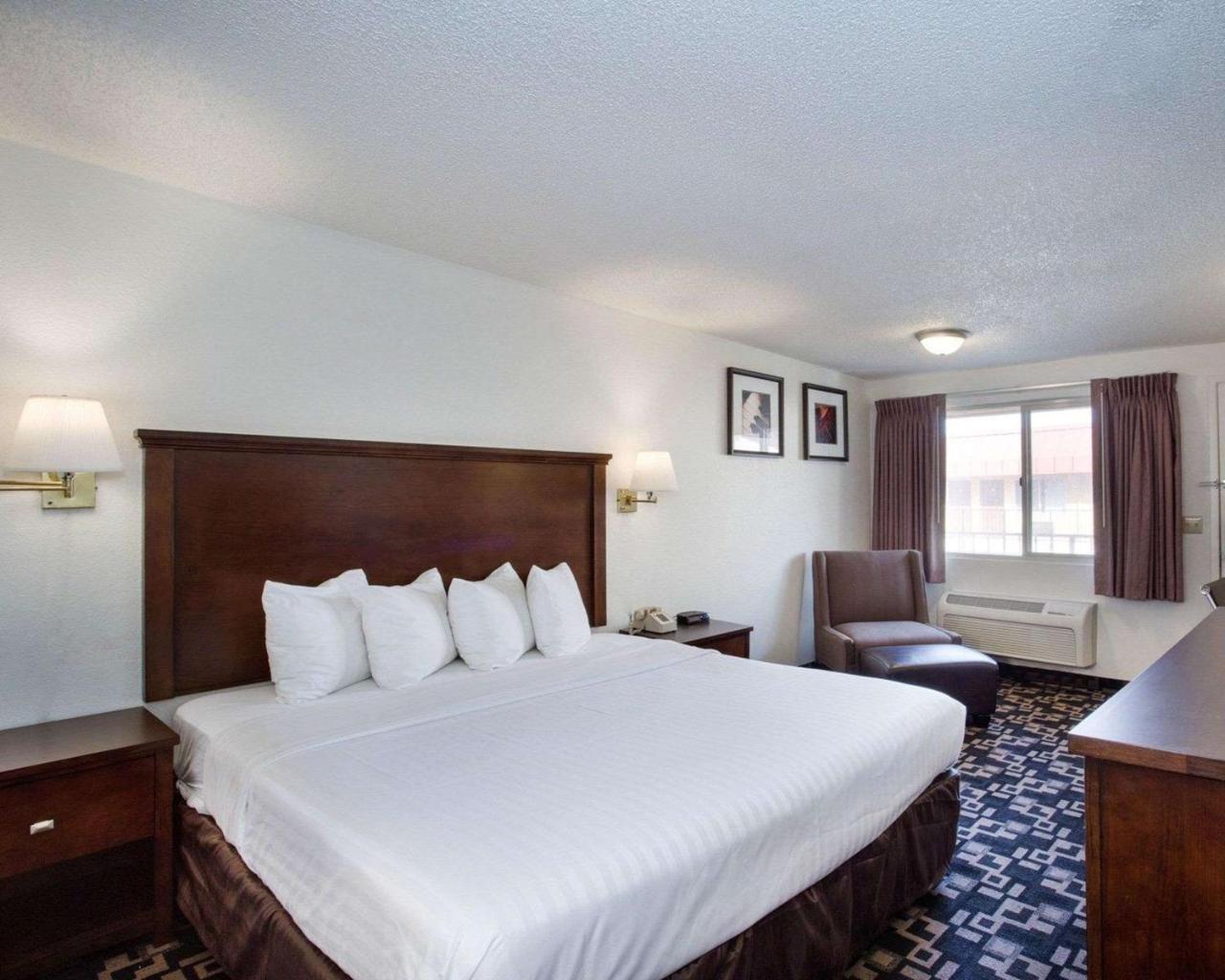 Morningglory Inn & Suites Bellingham Exterior photo